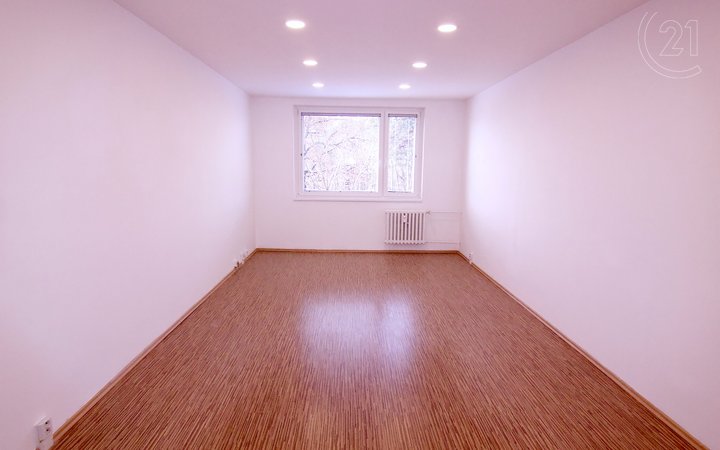 Prodej bytu 2+1 s lodžií, 78 m², ul. Lesní, Milovice – Mladá