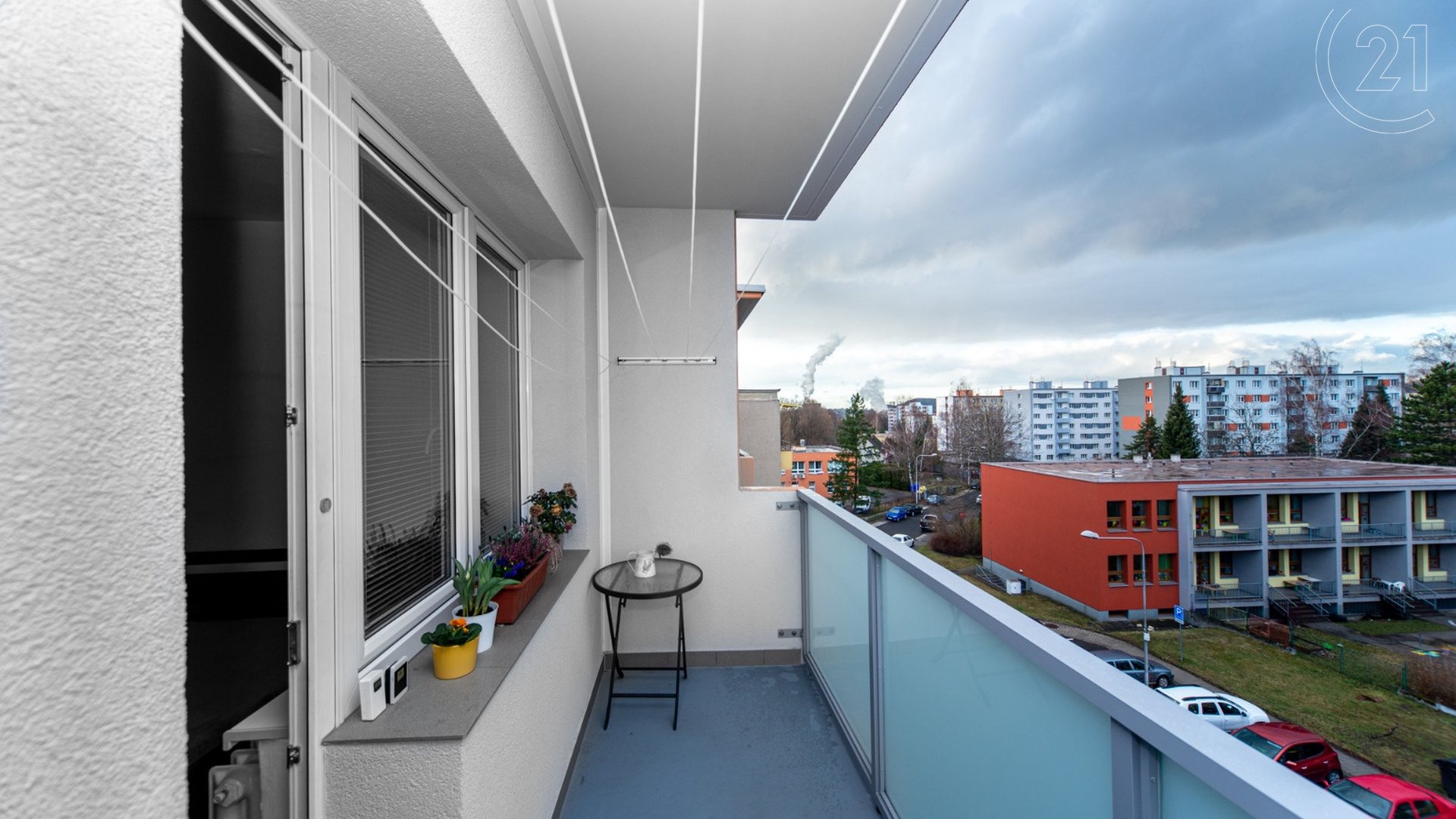 Prodej družstevního bytu 3+1 se dvěma balkóny a sklepem, 64 m², Třinec
