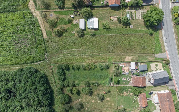 Prodej stavebního pozemku 1221m2, Hladké Životice.