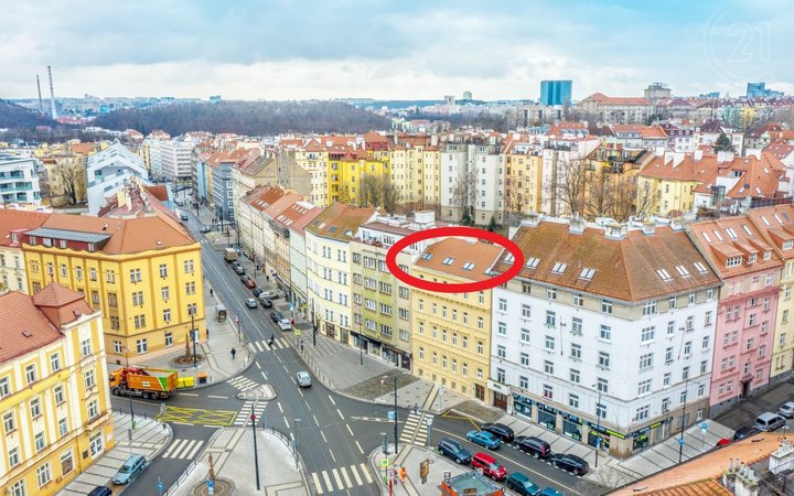 REZERVOVÁNO: Pronájem kanceláře 120 m², 2xparkování - Praha - Nusle