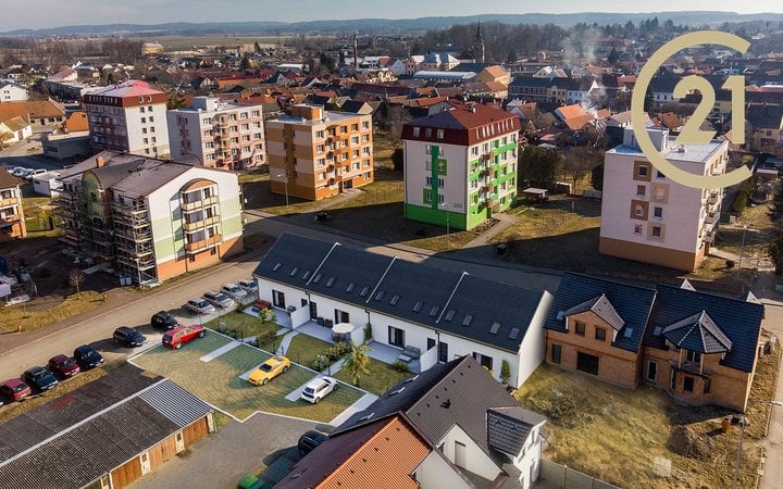 Nízkoenergetický rodinný dům se zahradou a vlastním parkováním Kardašova Řečice
