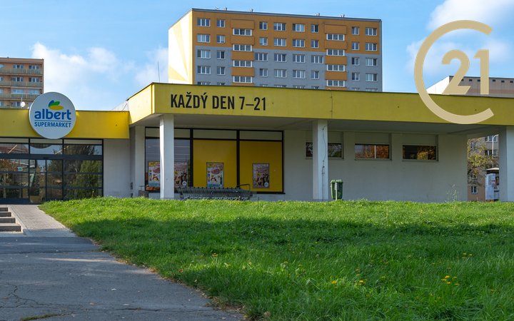 prodej 3podlažního nákupního centra,  6 jednotek, výnos 6,5% p.a., 1441 m2, Ostrava-Poruba