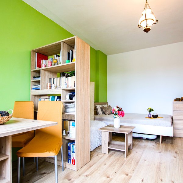 Prodej bytu v cihlovém domě  2+1 - 68 m²  včetně 2 sklepních kojí  - Brno - Horní Heršpice