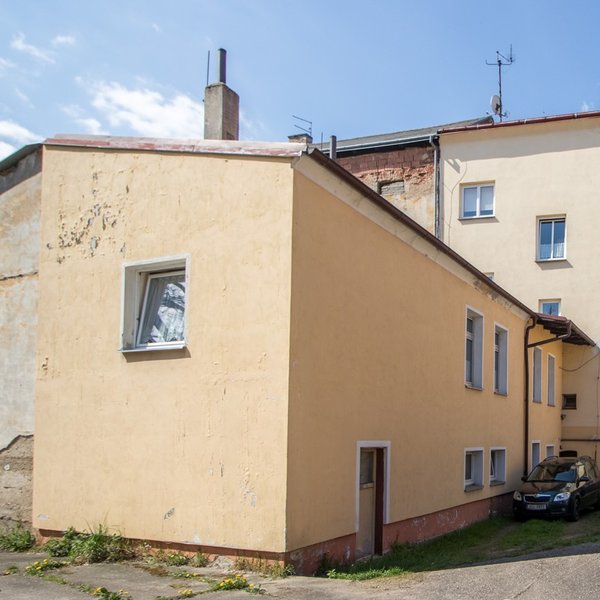 Prodej činžovního domu, 5 bytů a nebytový prostor, 498 m² - Sokolov