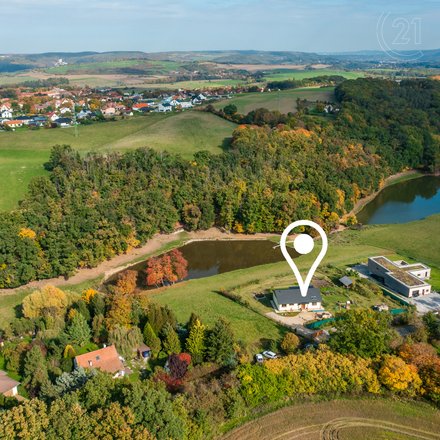 Prodej jedinečného domu 5+kk se zahradou 2499 m² - Liteň - Leč