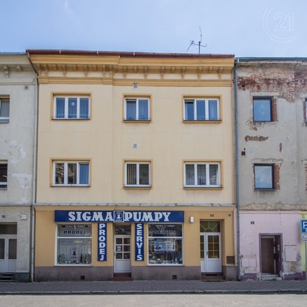 Prodej prostorného domu, 5 bytů a nebytový prostor, 498 m² - Sokolov