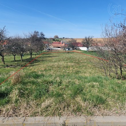 Stavební pozemek 998 m2, šířka 16 m, Moravany u Kyjova