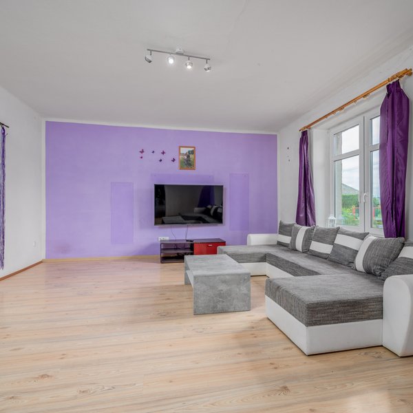 Prodej Rodinného domu,  206 m² s pozemkem 1832 m² a rybníčkem - Leština u Světlé