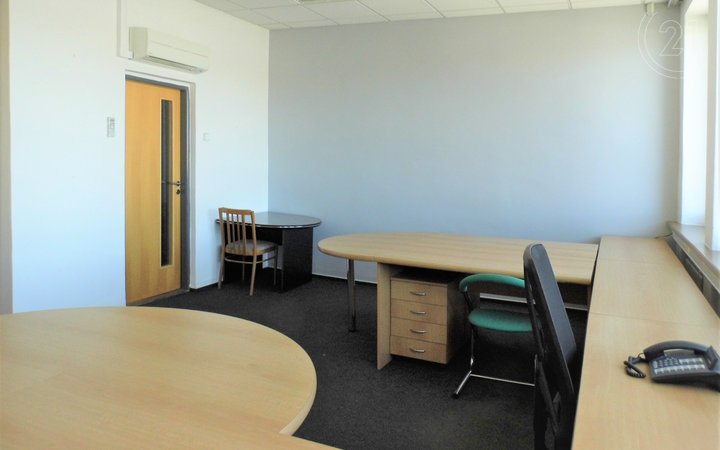 Pronájem, Kanceláře 27m², Zlín - Louky