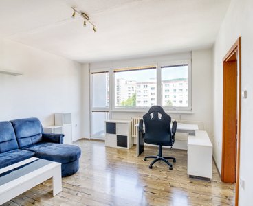 Prodej bytu 3+1, 75 m², s lodžií, v posledním patře. Děčín - Májová 363