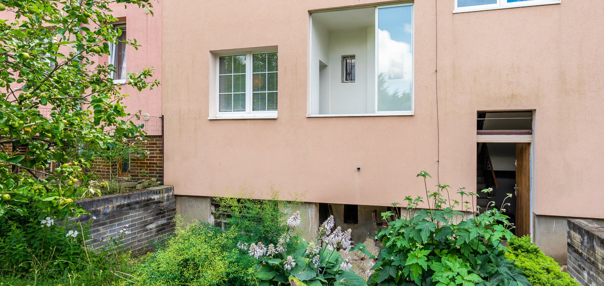 Pronájem prostorného bytu 1+1 (53 m²) s parkováním - Praha 6 - Liboc