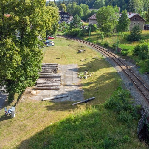 Pozemek pro komerční výstavbu i bydlení, výhodně lokalizovaný, 1 454 m² - Loučovice, Lipno