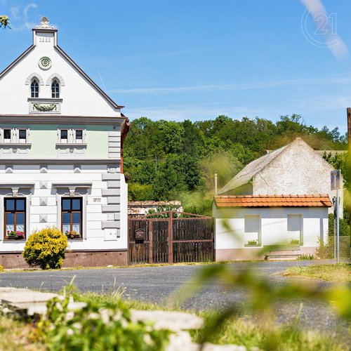Prodej rodinného domu/zemědělské usedlosti, 564 m² s pozemkem 865 m², Bitozeves - Nehasice, okres Louny