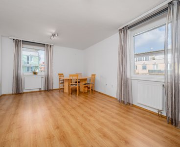 Pronájem bytu 2+1 s balkonem a sklepem 63 m², Praha - Stodůlky