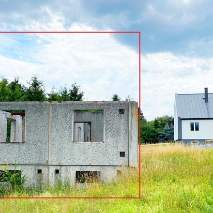 Rodinný dům ve výstavbě a pozemek 780m²