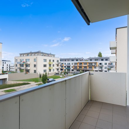 Prodej dvoupokojového bytu s dvěma balkony - Horoměřice