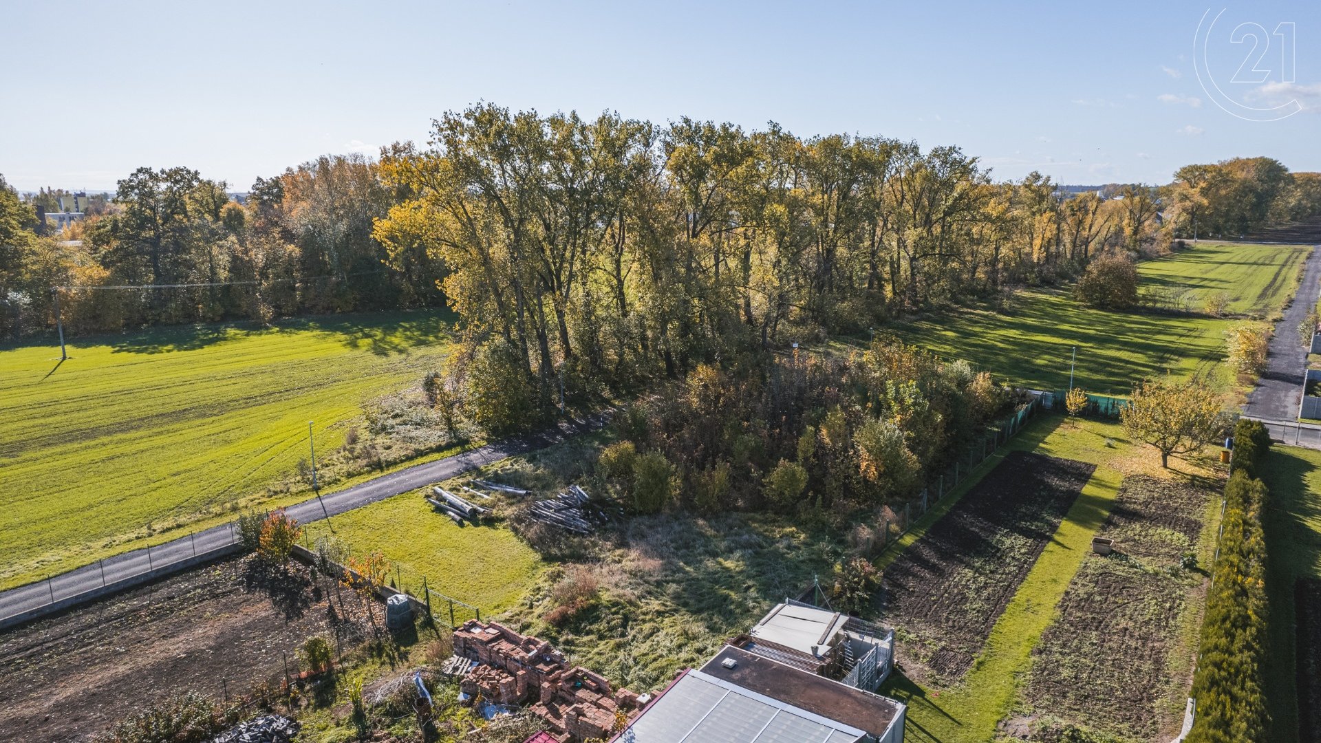 Prodej stavebního pozemku 1921m² v Pohořelicích