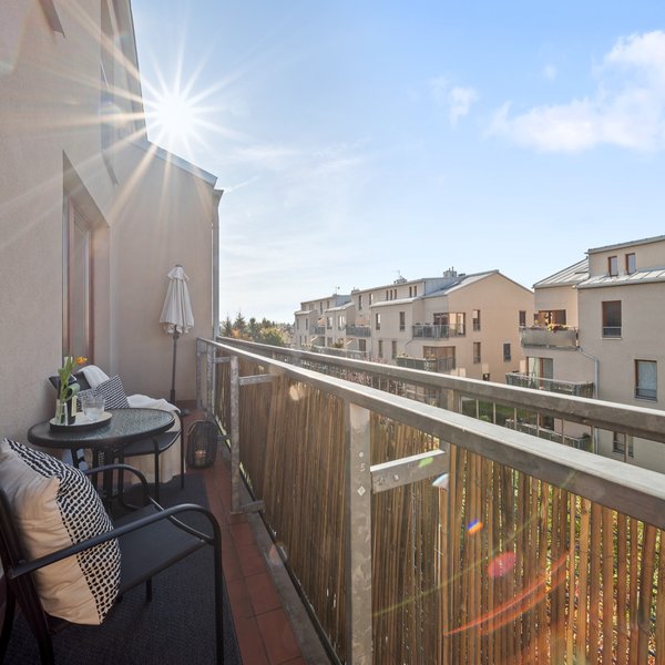Prodej mezonetového bytu 3+kk 85 m² s lodžií a parkovacím stáním, Ke Školce, Rudná