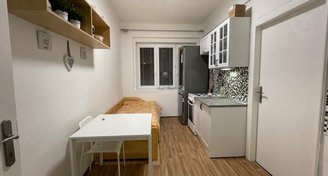 Pronájem bytu 1+1,  31 m² - Praha 6 - Břevnov