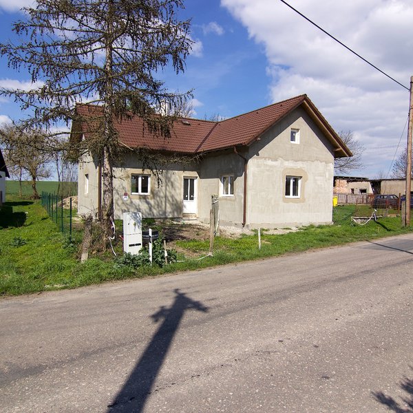 Nízkoenergetický RD 4+kk, pozemek 382 m², obec Záhornice, okr. Nymburk