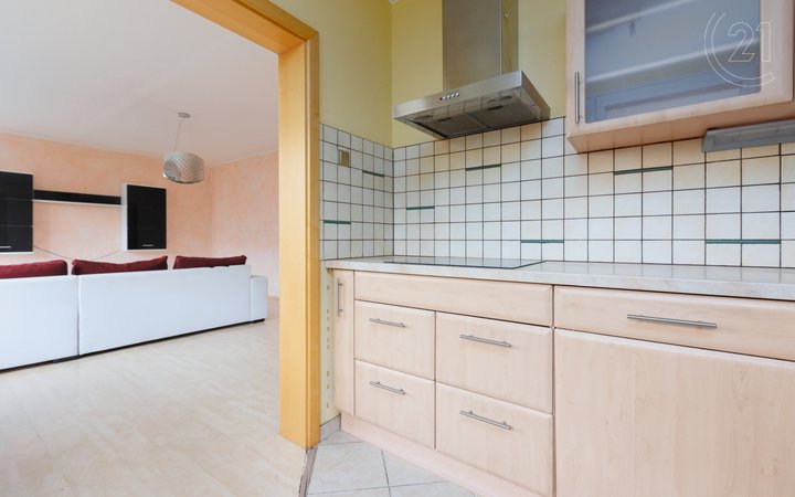 Prodej bytu 4+1 v OV, 83 m²