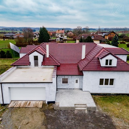 Prodej budovy  340 m²  s pozemkem 4.368 m2 - Opatovec Energetická třída B, POZOR odpočet DPH!