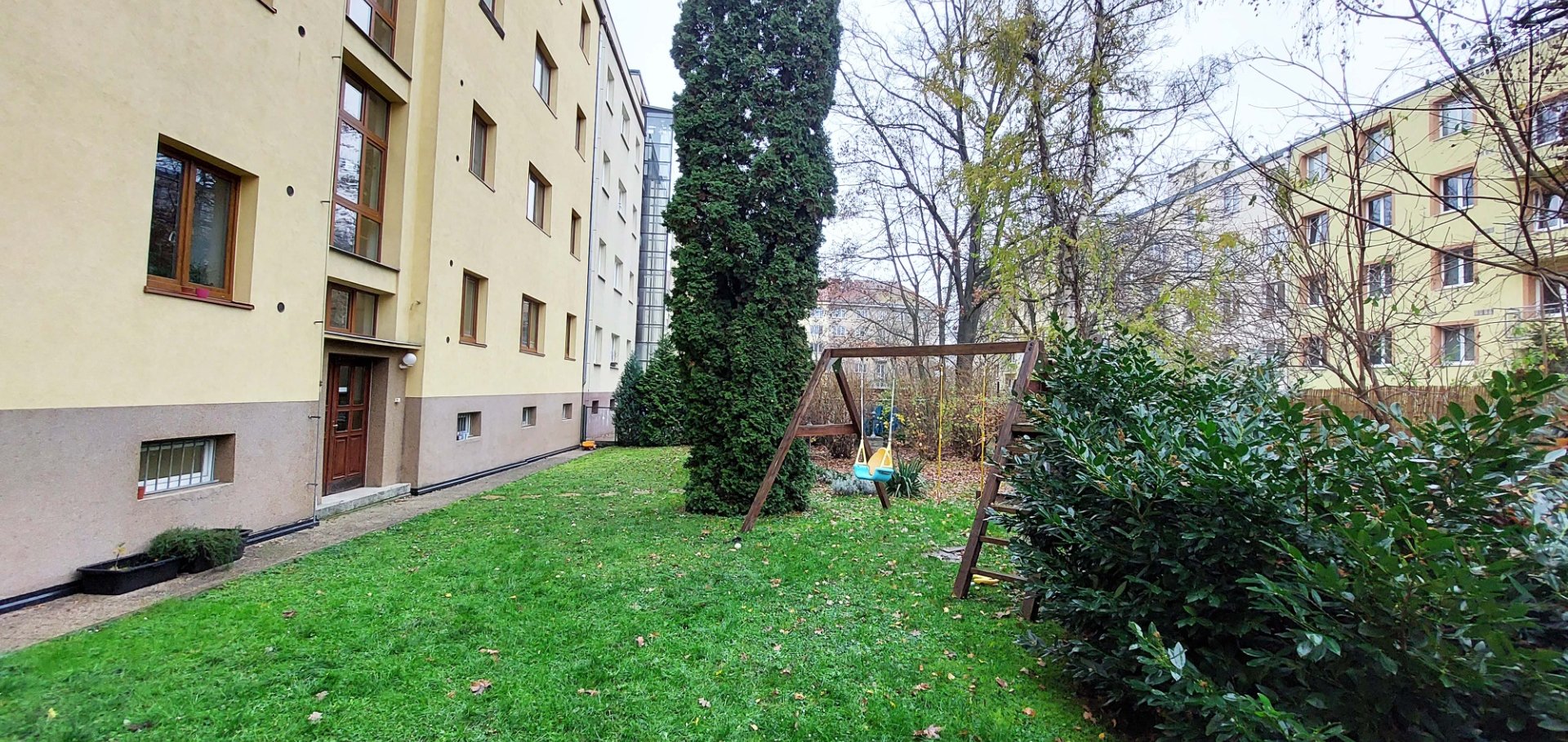 Byt 2+kk, 68 m² s terasou - Praha - Michle