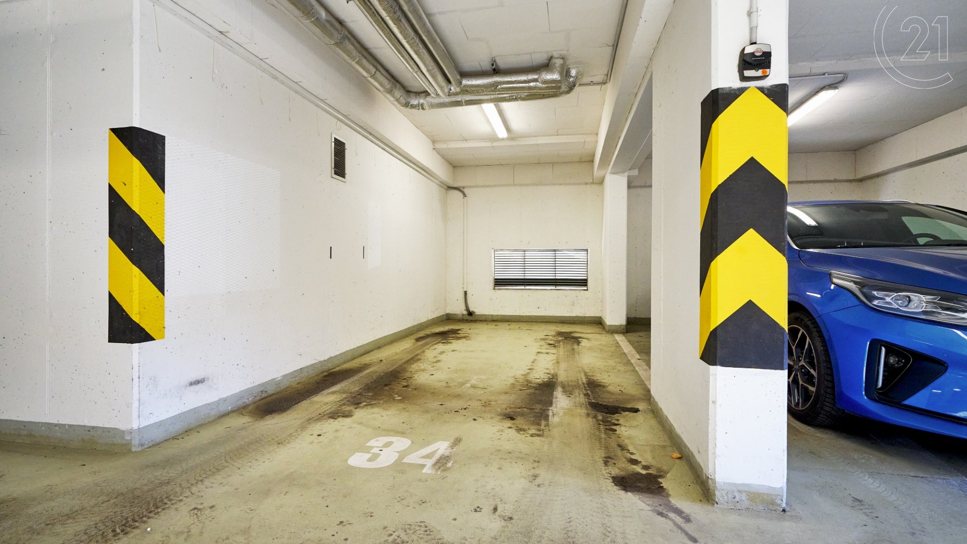 Pronájem bytu 3+kk s velkým balkonem a vlastním garážovým stáním,  65m², Praha 15- Horní Měcholupy, ulice Hornoměcholupská