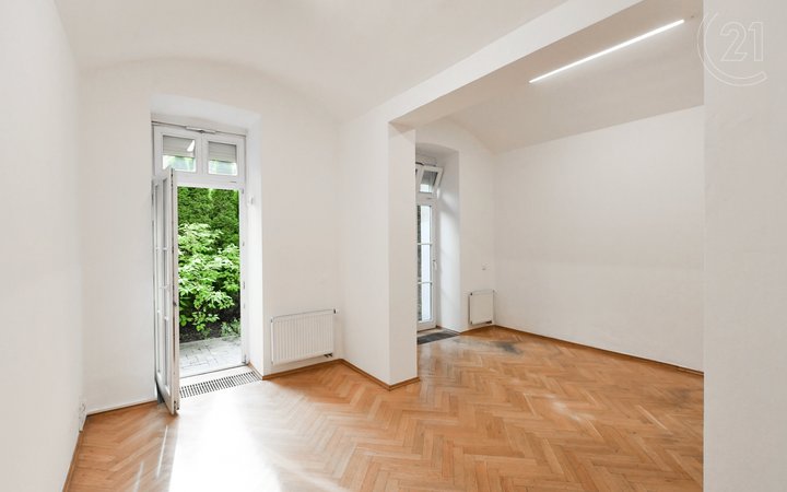 Prodej nebytového prostoru 2+kk,  72,4m²,  Americká, Praha 2 - Vinohrady