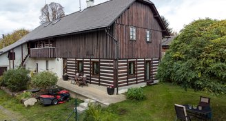 Prodej roubenky se zahradou 1 012 m², Paceřice