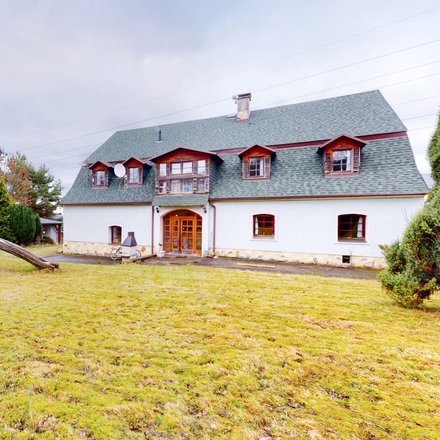 Prostorný rodinný dům 370 m² - Liberec - Ostašov