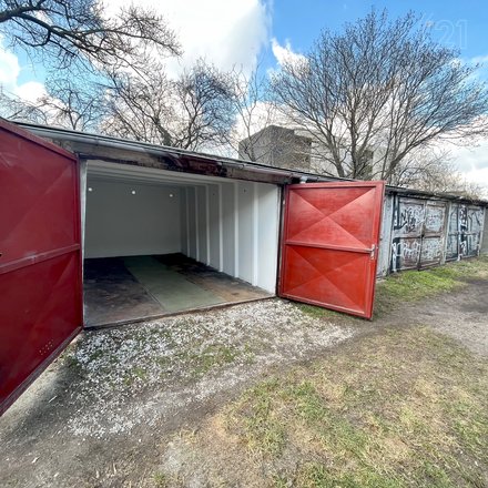 Prodej, Garáže,  18m² - Brno - Chaloupkova