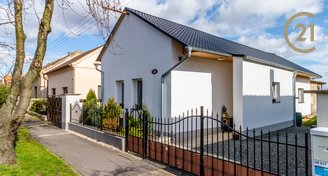 Prodej, Rodinné domy,  87m² - Velim