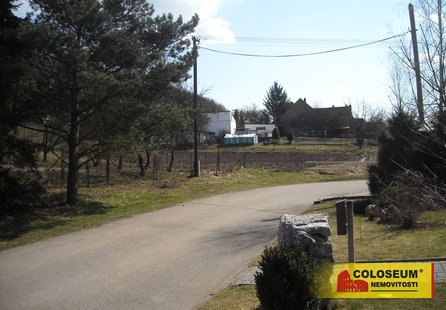 Prodej pozemku v lokalitě Lažany, okres Blansko - obrázek č. 1