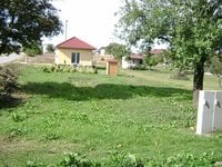 Prodej pozemku v lokalitě Jevišovice, okres Znojmo - obrázek č. 2
