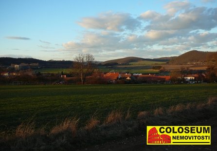 Prodej pozemku v lokalitě Moravské Knínice, okres Brno-venkov - obrázek č. 1