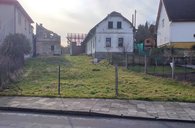Prodej stavebních pozemků 2.723 m2 se starším domem v Darkovicích.