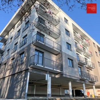 Prodej bytu 2+kk v novém developerském projektu Green Garden Mariánské Lázně | 48,57 m2 + balkon 3,58 m2