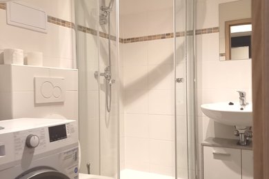 Pronájem nového, částečně zařízeného, bytu 1+kk v blízkosti centra města, ul. Vlhká, Ev.č.: DR2B 10032R