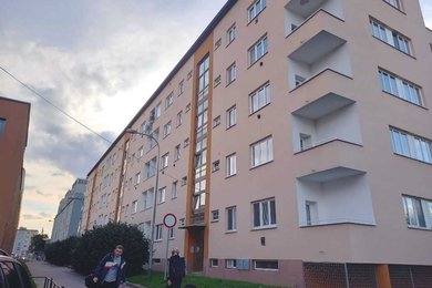 Prodej bytu 2+1 v cihlovém revitalizovaném domě v blízkosti centra, ul. Náplavka, Staré Brno, Ev.č.: DR1B 21299R