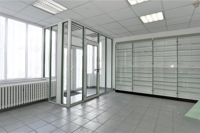 Pronájem, Obchodní prostory, 106 m² - Kladno, Ev.č.: 00395