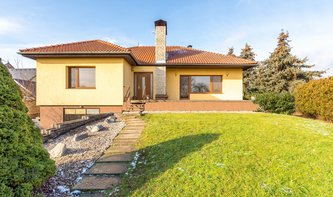Prodej rodinného domu 360 m² s pozemkem 973 m² - Skalice - Skalička