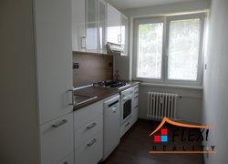 Pronájem dr. bytu 3+1 s balkonem, 77 m2, ul. J. Trčky, Frýdlant nad Ostravicí