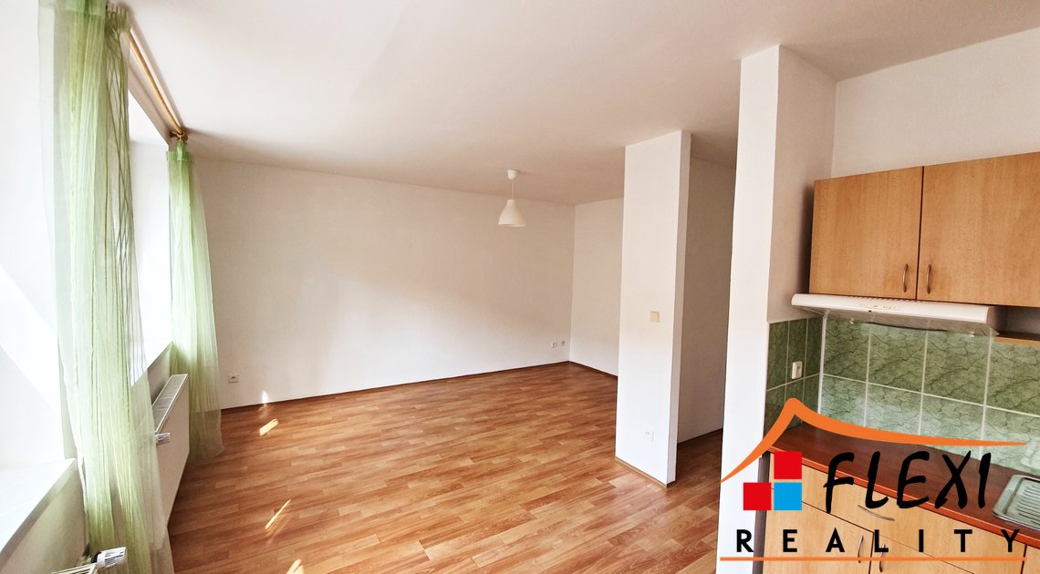 roman-mikita-realitni-makler-flexireality-frydek-mistek-pronajem-byt-1+kk