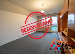 REZERVOVÁNO - Prodej bytu 1+kk s prostornou lodžií, v os. vlastnictví 31 m², ul. Čujkovova, Ostrava- Zábřeh
