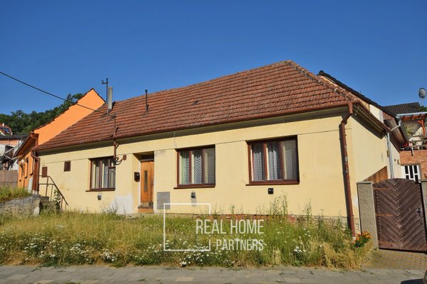 Prodej rodinného domu 3+1, CP 186 m2, Dolní Kounice, okres Brno-venkov