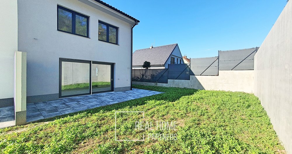 Prodej rodinného domu 198 m² s garáží, pozemek 365 m² - Brno-venkov