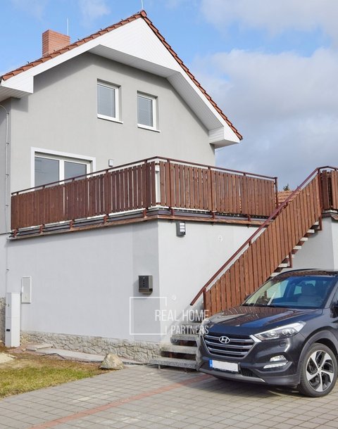 Prodej rodinného domu 226 m², pozemek 1.163 m², Bratčice, okres Brno-venkov