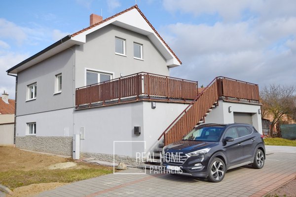 Prodej rodinného domu 226 m², pozemek 1.124 m², Bratčice, okres Brno-venkov
