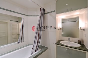 PEG_4376